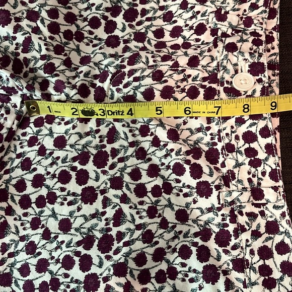 LOFT Purple Floral Chino Original Shorts Size 2 - Picture 8 of 14